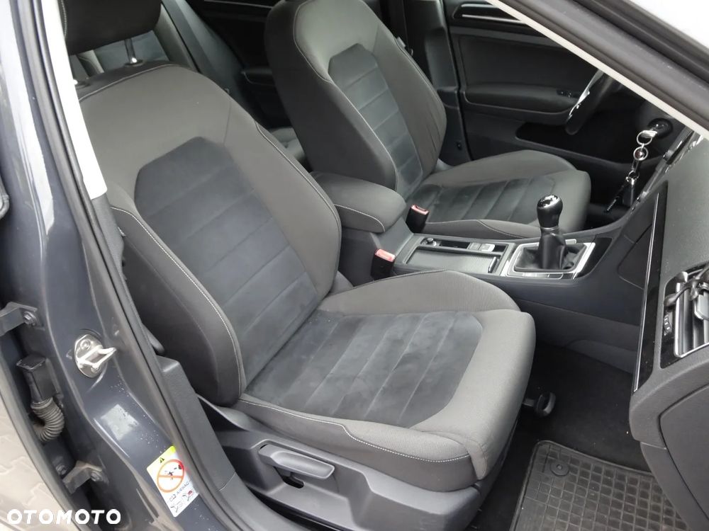 Volkswagen Golf 1.4 TSI BMT Comfortline Perfectline - 25