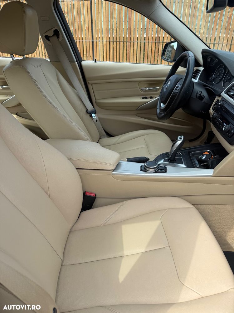 BMW Seria 3 320d Efficient Dynamic Edition Aut. Luxury Line - 7