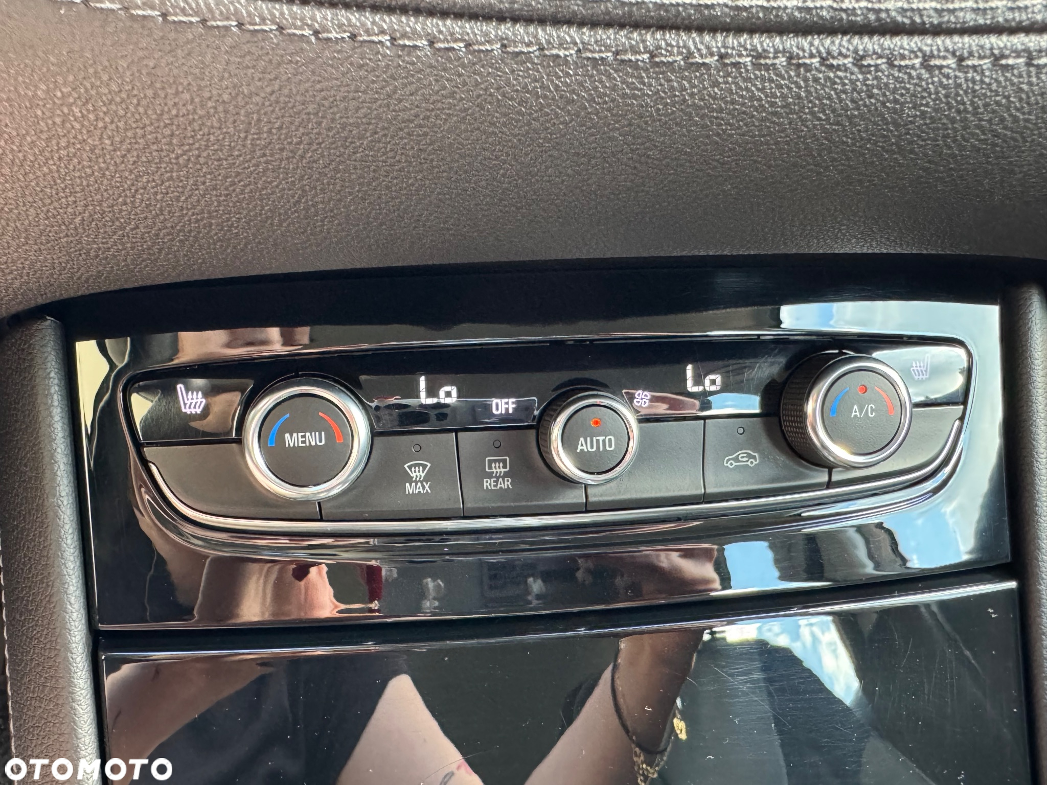 Opel Grandland X Plug-in-Hybrid4 1.6 DI Start/Stop Elegance - 20