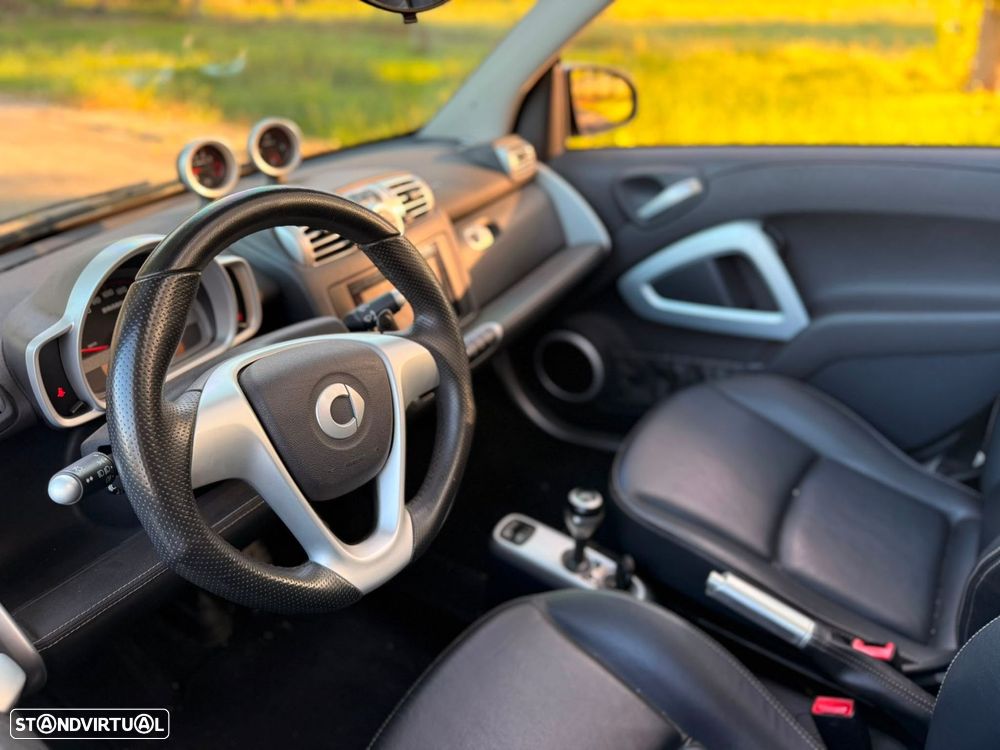 Smart Fortwo Cabrio 1.0 T Brabus - 19