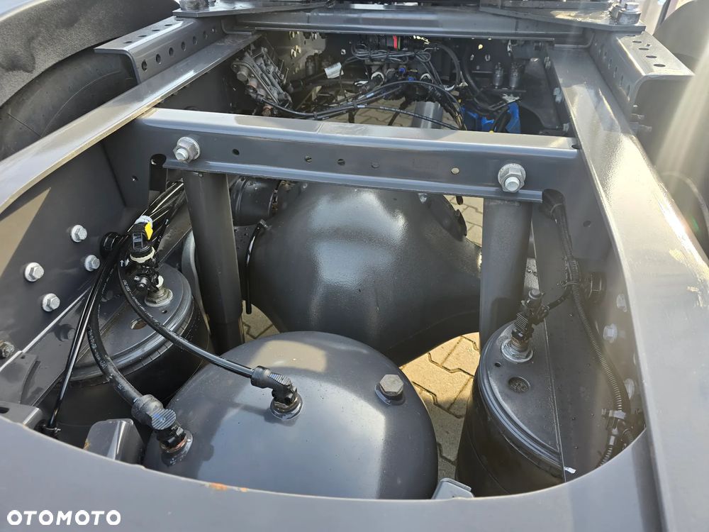 Renault T 460 - 11