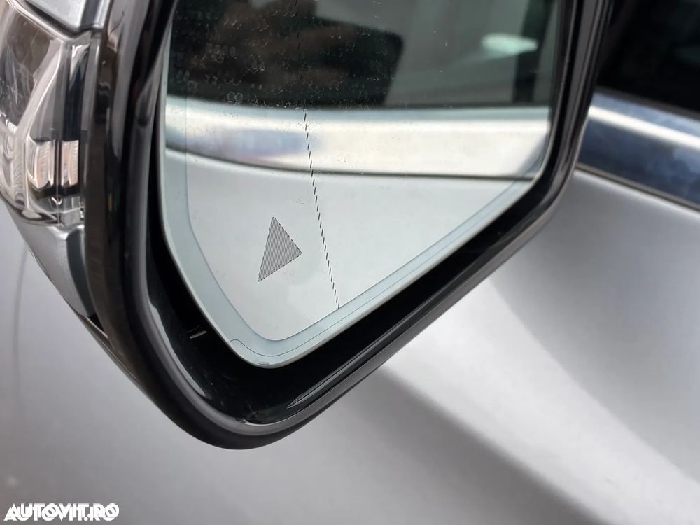 Mercedes-Benz E 300 de 4Matic 9G-TRONIC AMG Line - 26