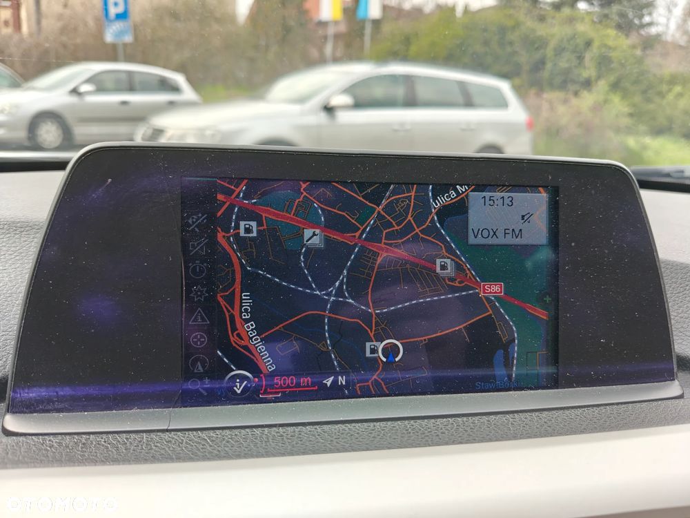 BMW Seria 3 320d - 38