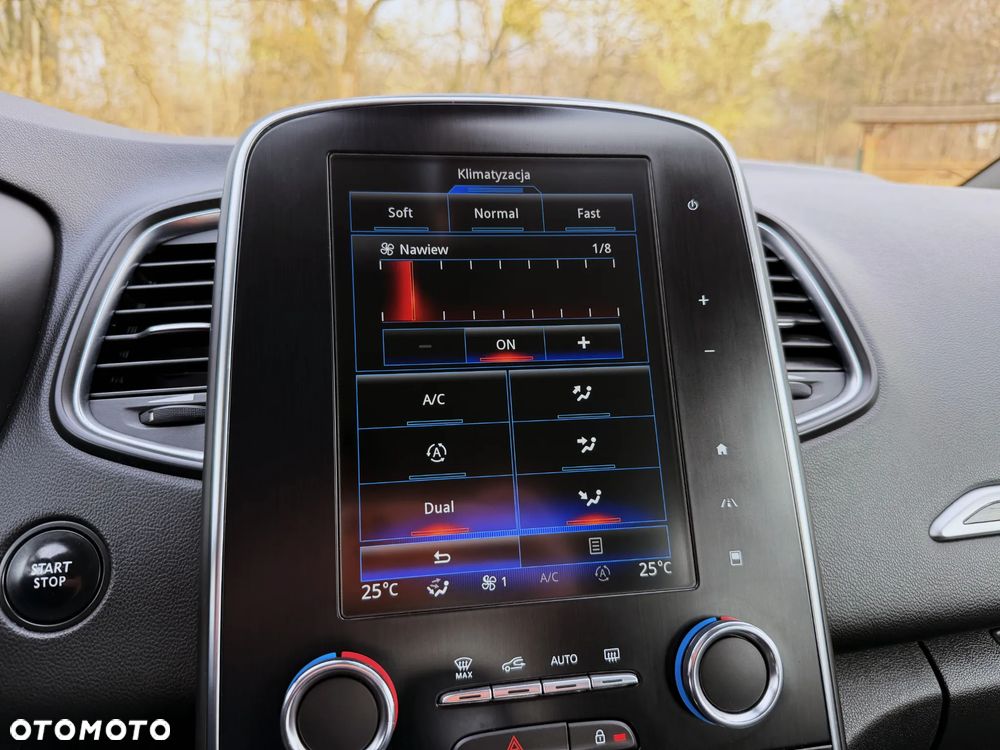 Renault Scenic ENERGY dCi 110 EDC LIMITED - 24