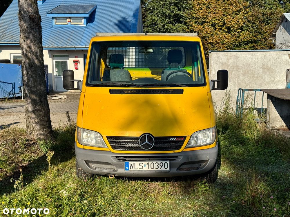 Mercedes-Benz Sprinter - 2