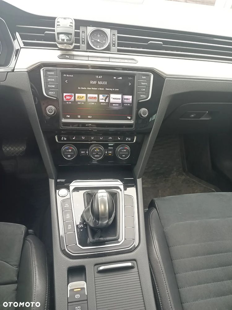 Volkswagen Passat 2.0 TDI BMT Highline DSG - 14
