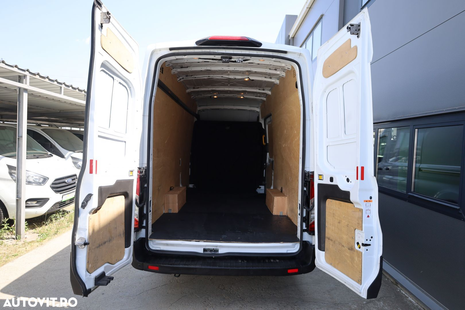 Ford Transit L4H3 - 9