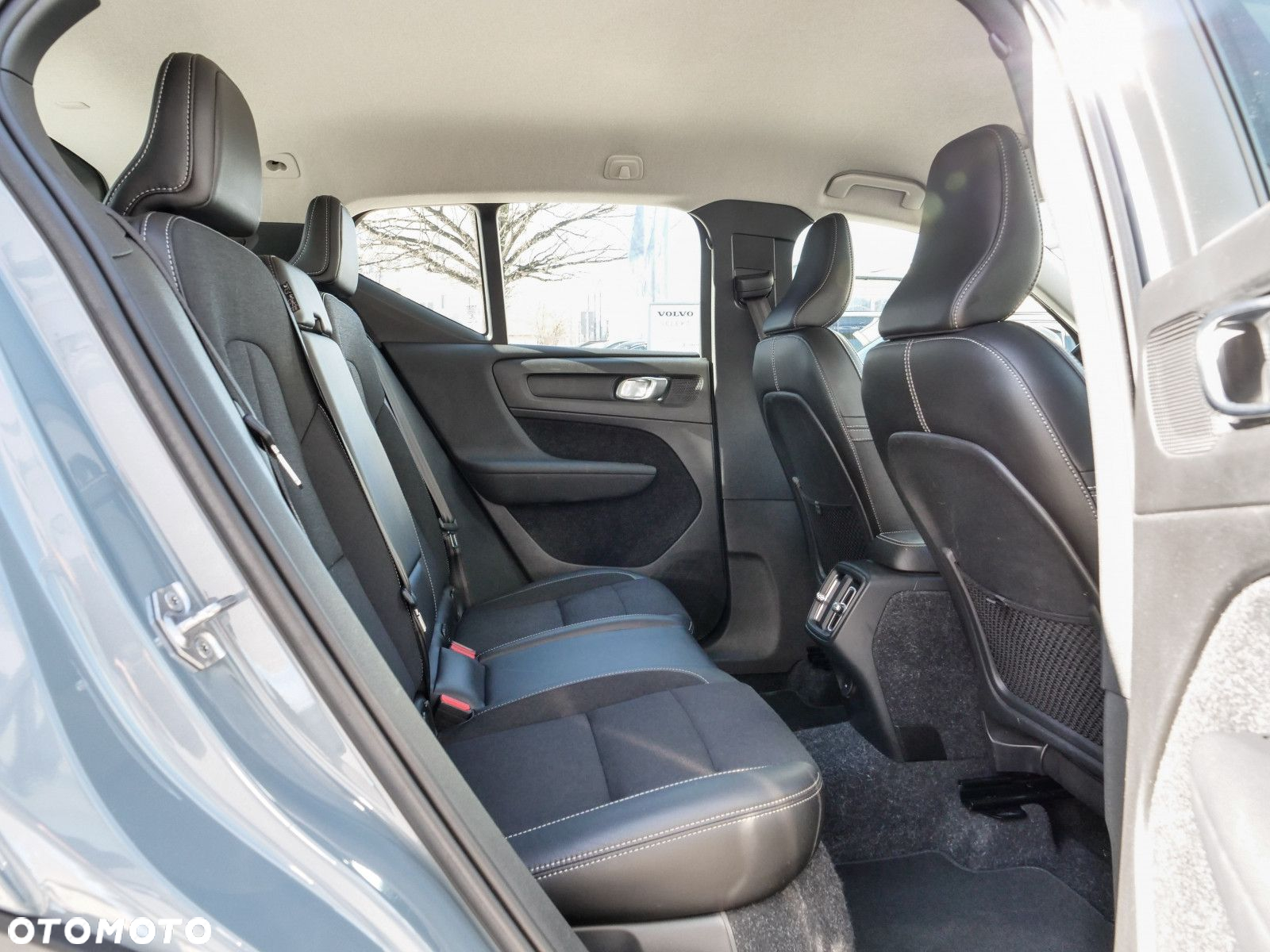 Volvo XC 40 - 30