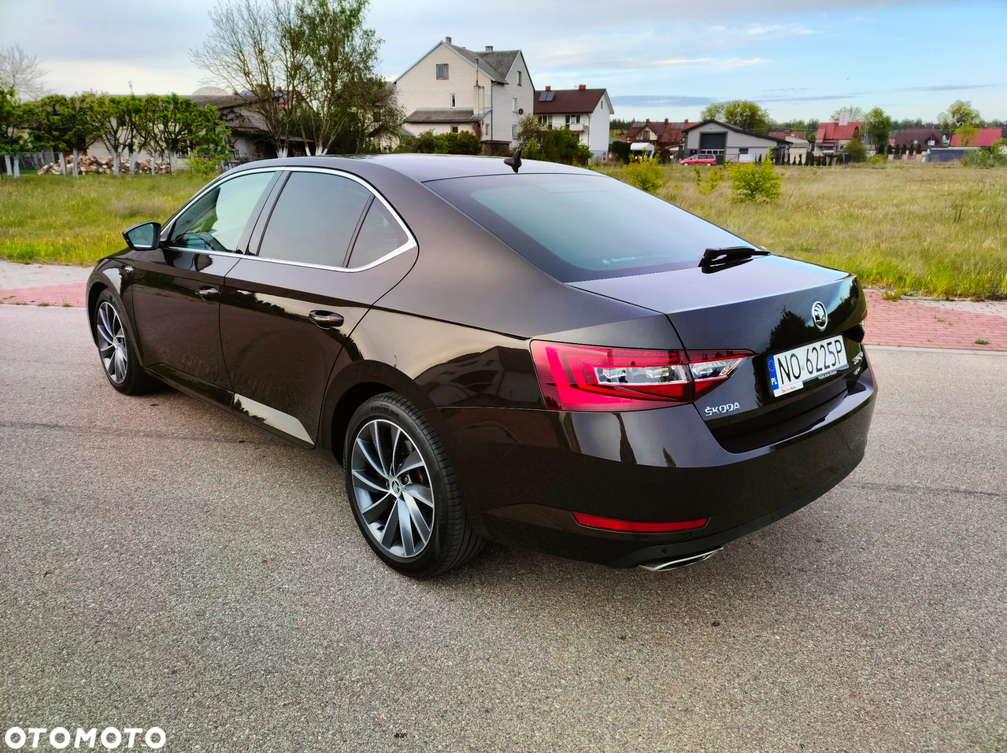 Skoda Superb 2.0 TSI 4x4 L&K DSG - 4