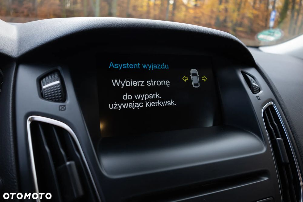 Ford Focus 1.5 EcoBoost Start-Stopp-System COOL&CONNECT - 17