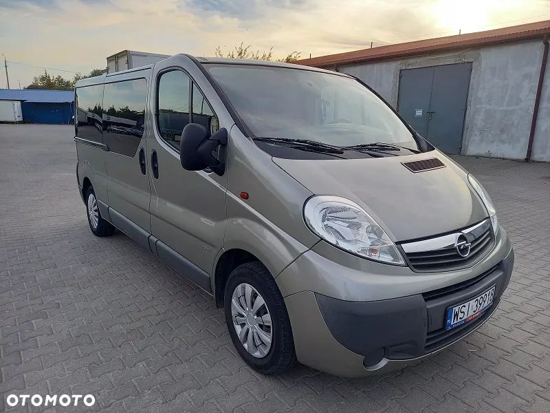 Renault Trafic - 1