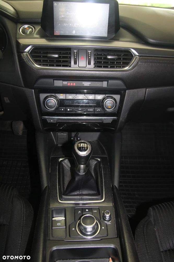 Mazda 6 2.0 Skybusiness - 22