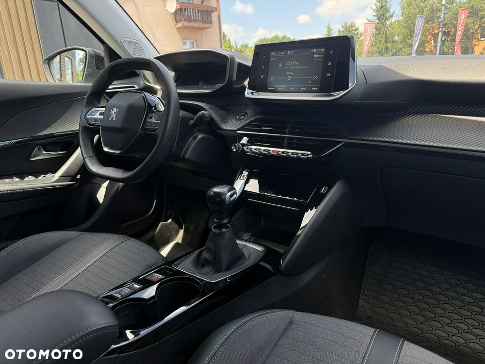 Peugeot 2008 1.5 BlueHDi Allure S&S - 15