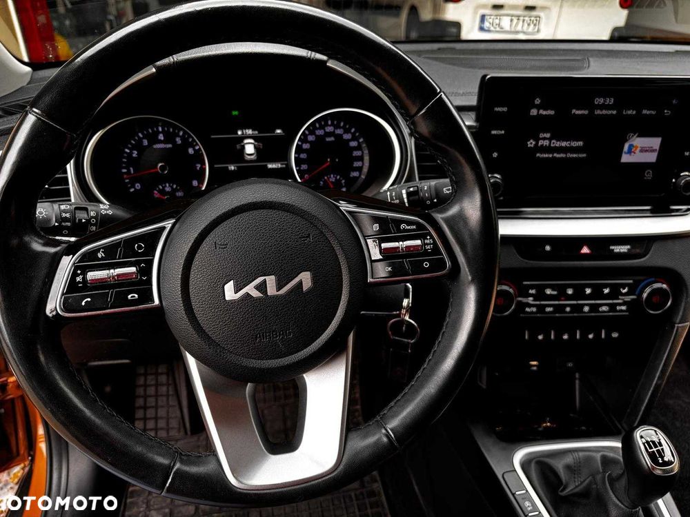Kia XCeed - 8