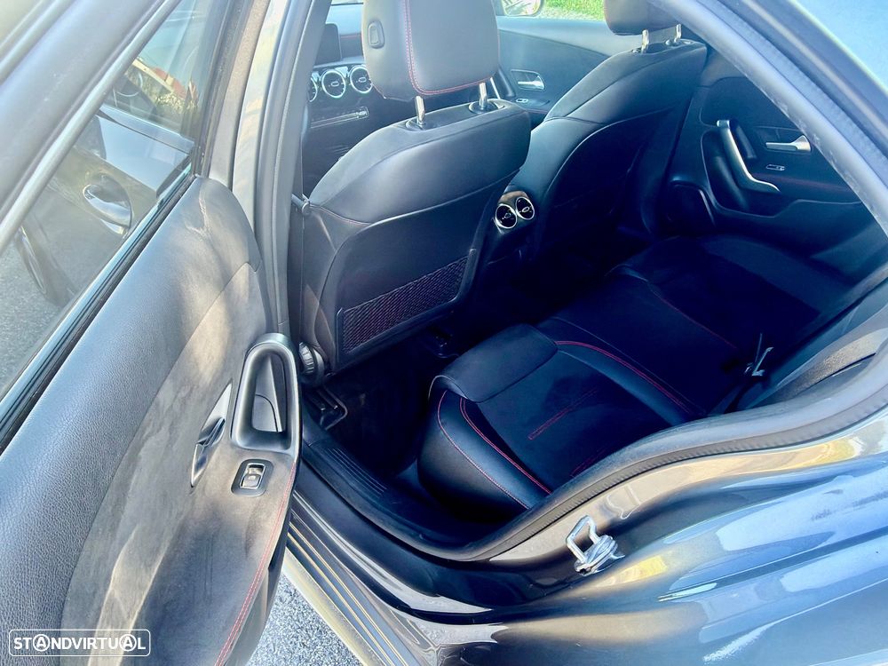 Mercedes-Benz A 200 Limousine 7G-DCT AMG Line Advanced Plus - 22