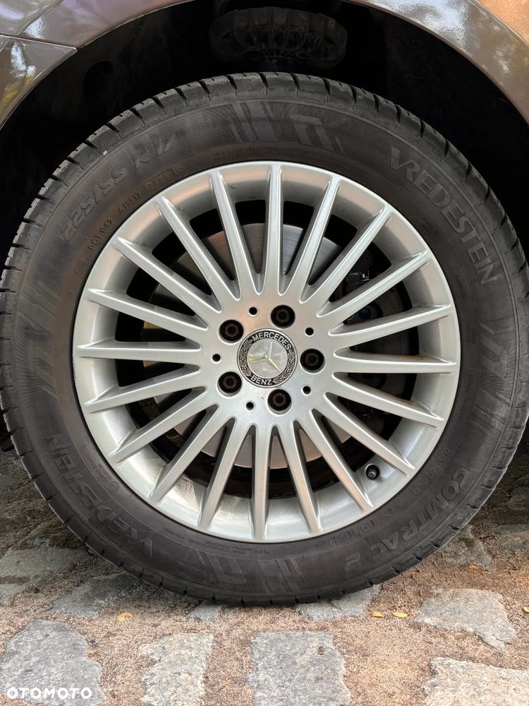 Mercedes-Benz Klasa V 250 (BlueTEC) d Avantgarde 7G-Tronic (d³ugi) - 38