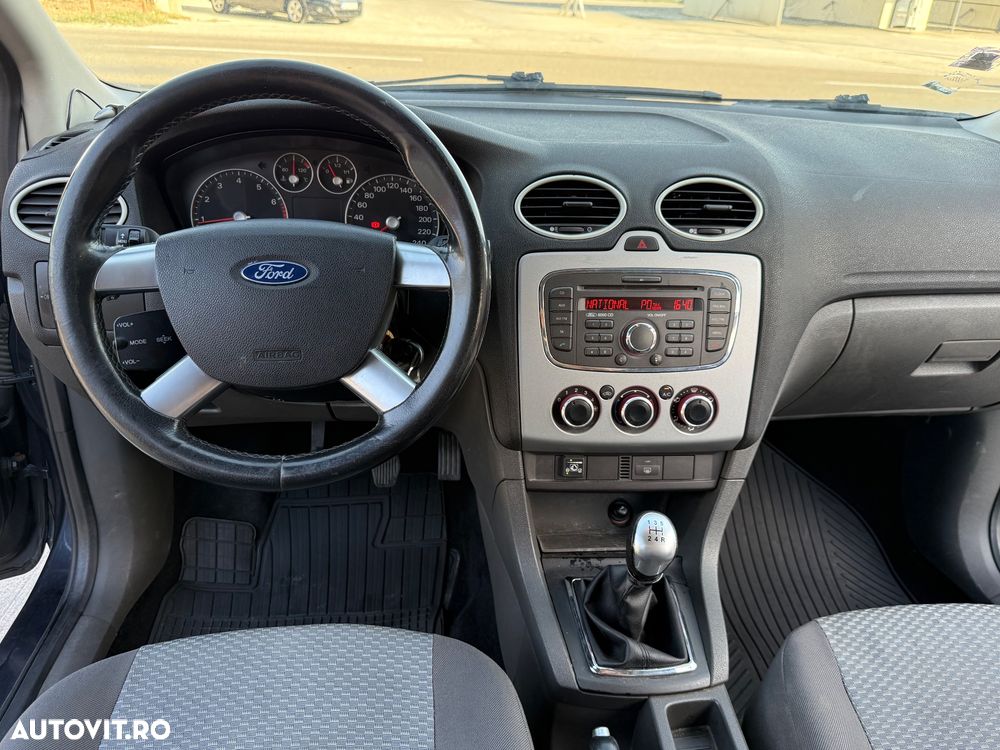 Ford Focus - 18