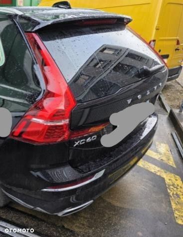 Volvo XC 60 T6 AWD Ultra Black Edition - 2