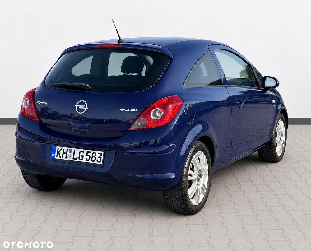 Opel Corsa 1.2 16V Cosmo - 3