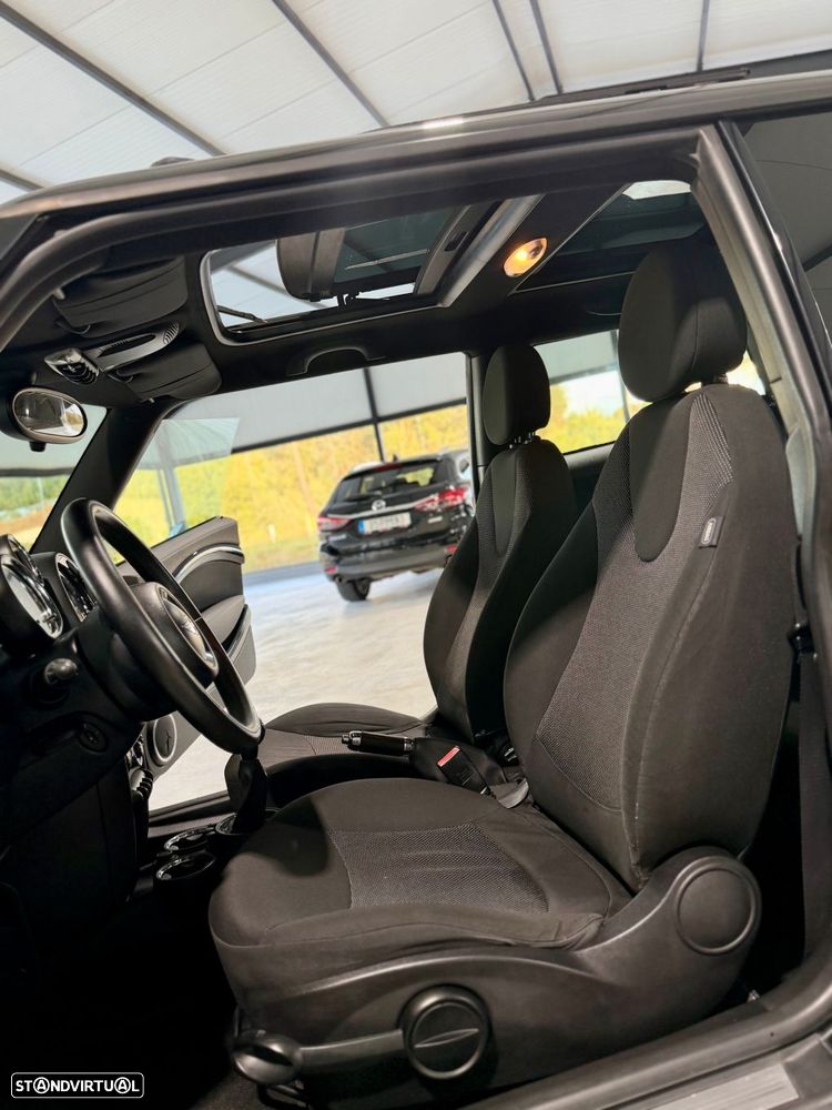 MINI 3 Portas Cooper D - 10