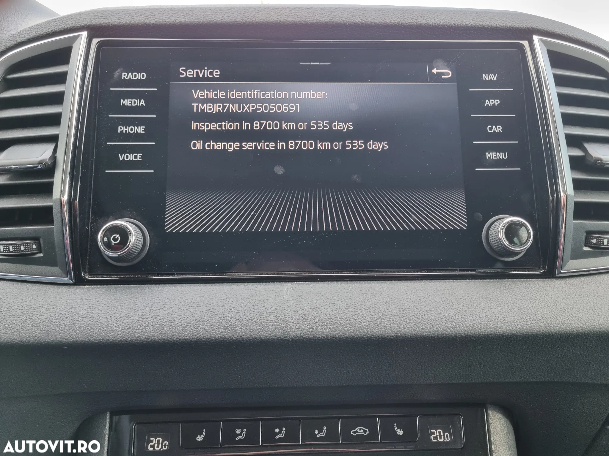 Skoda Karoq 1.5 TSI DSG Ambition - 24