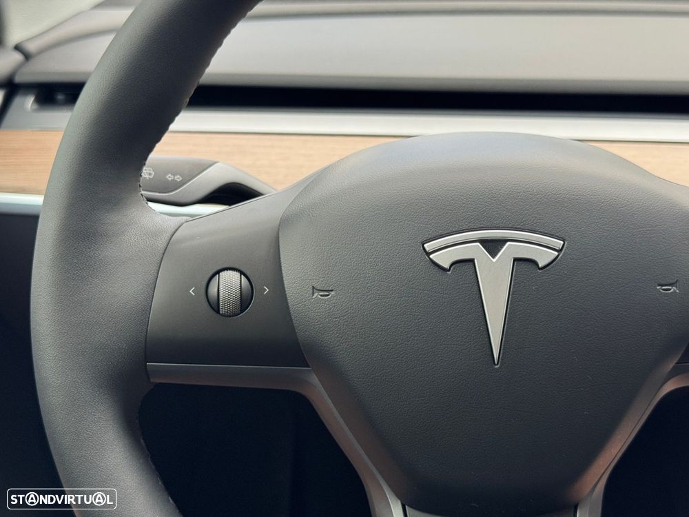 Tesla Model Y Long Range Tração Traseira - 20