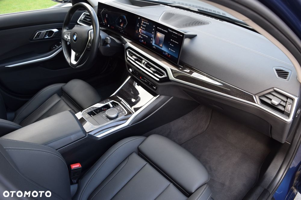 BMW Seria 3 320d xDrive Luxury Line sport - 16