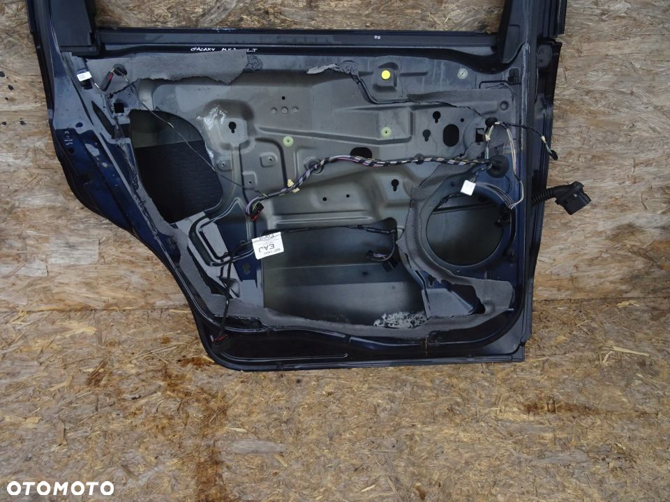 DRZWI LEWY TYŁ FORD GALAXY MK2 LAK: G6 - 7