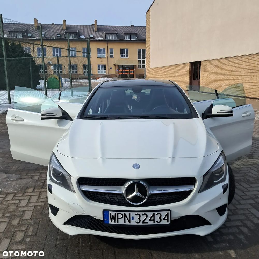 Mercedes-Benz CLA 180 - 1