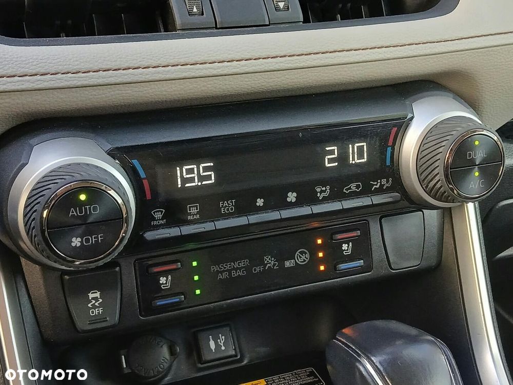 Toyota RAV4 2.5 Hybrid Executive 4x4 - 23