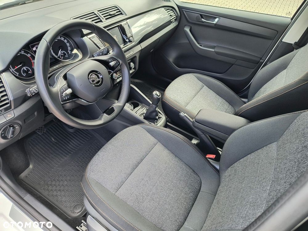 Skoda Fabia 1.0 TSI Ambition - 11