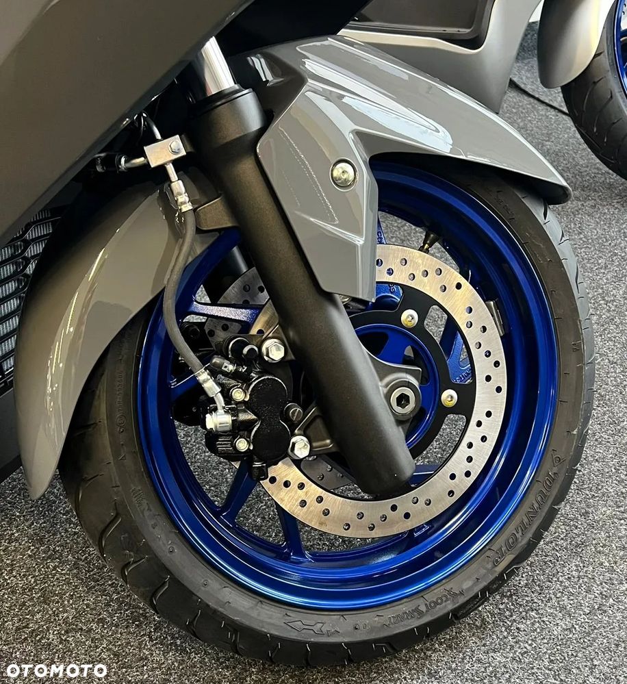 Suzuki Burgman - 8
