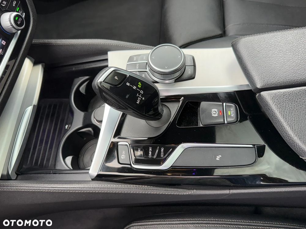 BMW Seria 5 540d xDrive M Sport sport - 25