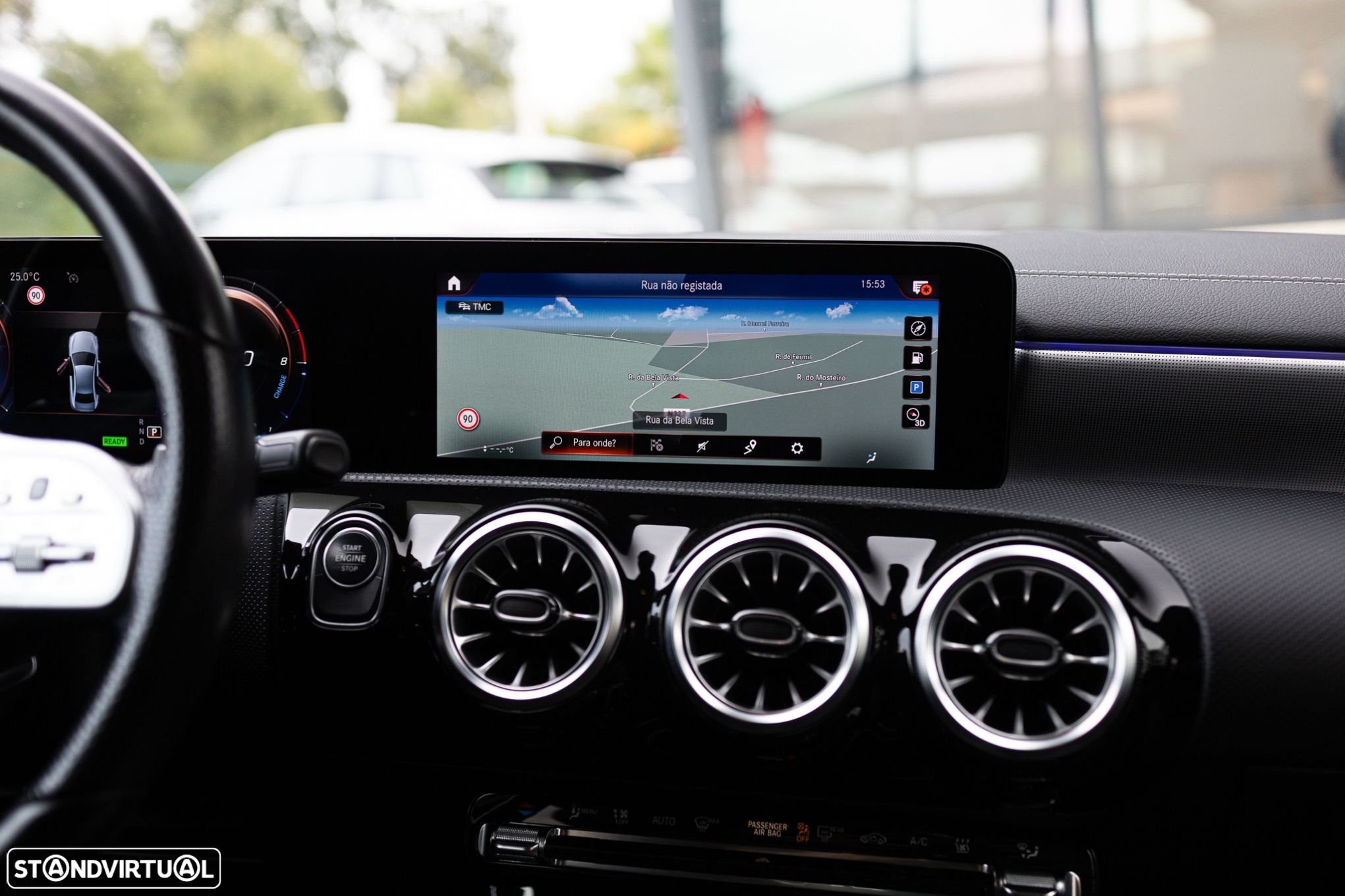 Mercedes-Benz A 250 Limousine e AMG Line - 27