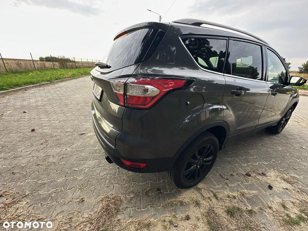 Ford Kuga 2.0 EcoBlue TITANIUM - 17