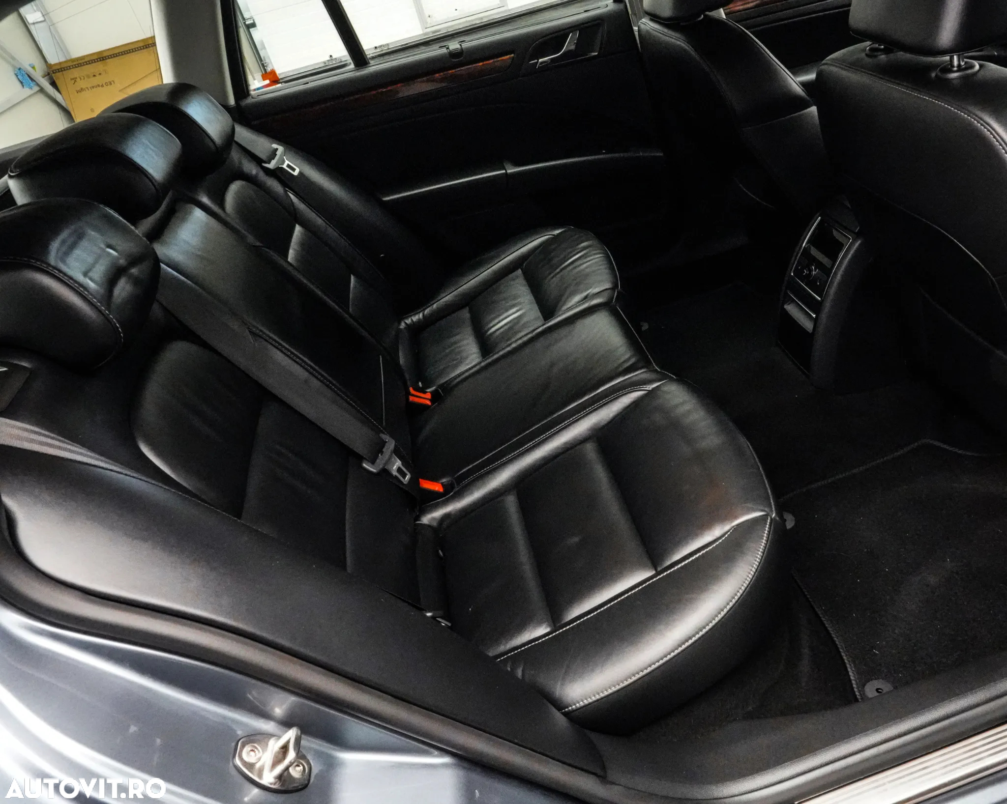 Skoda Superb Combi 1.6 TDI Elegance - 16