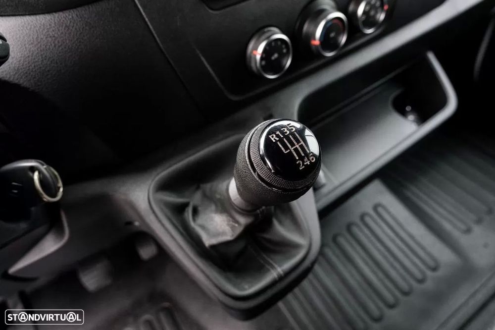 Renault Master - 16