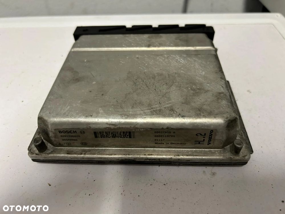 STEROWNIK VOLVO V70 0281011078 30637733A - 3