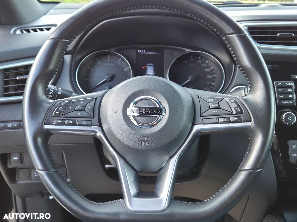 Nissan Qashqai 1.2 DIG-T Xtronic TEKNA+ - 31