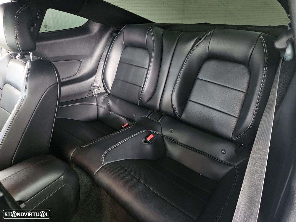 Ford Mustang 2.3 Eco Boost - 29