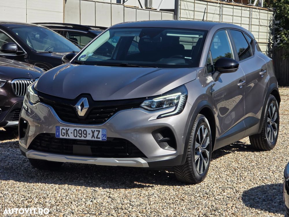 RENAULT Captur 2023 — imagine 3