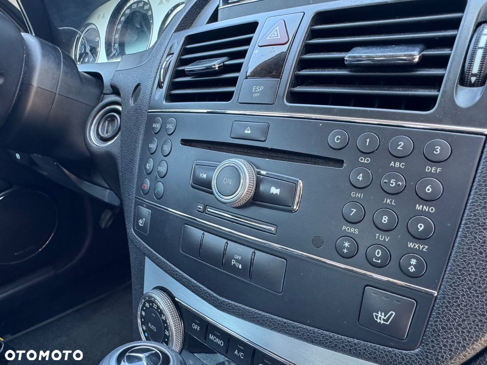 Mercedes-Benz Klasa C 220 CDI DPF Automatik Avantgarde - 17