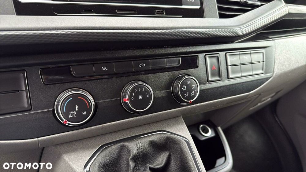 Volkswagen Transporter Trendline - 12