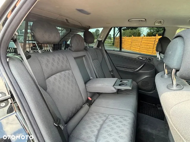Mercedes-Benz Klasa C - 26