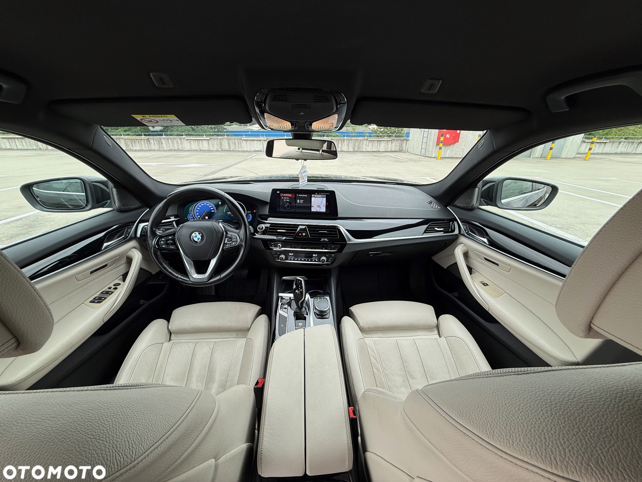 BMW Seria 5 520d Touring - 34