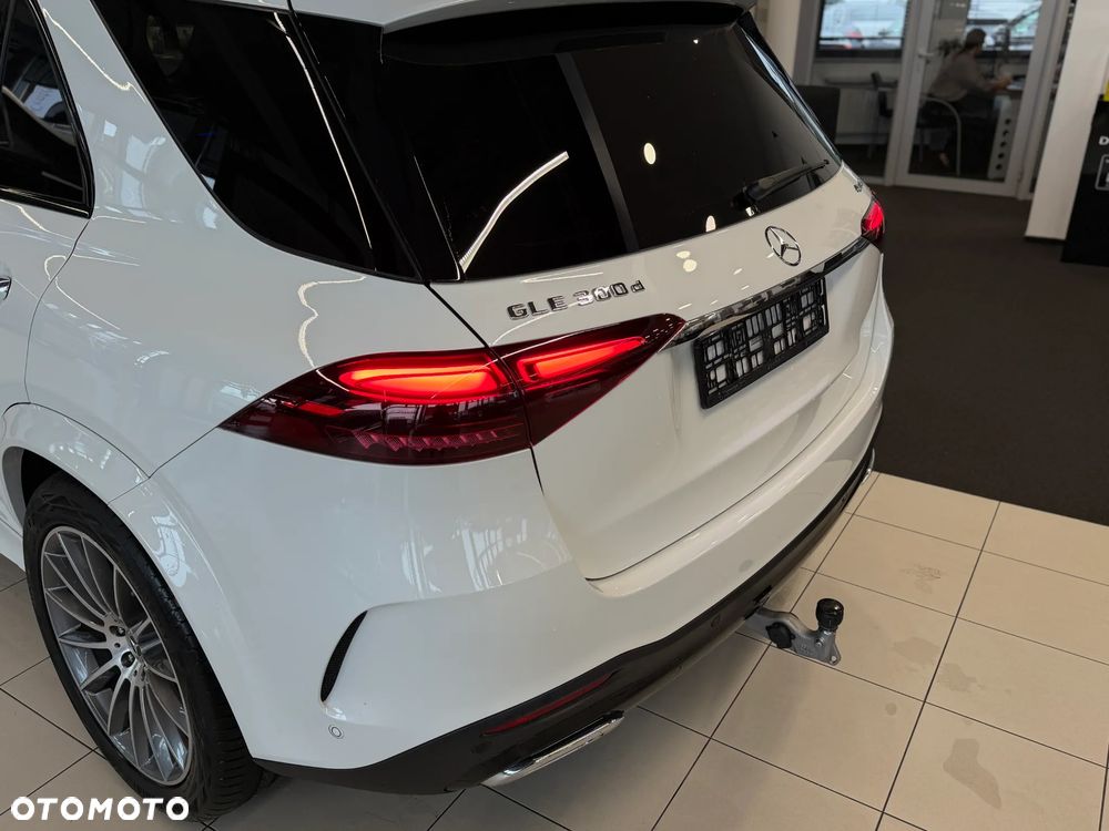 Mercedes-Benz GLE 300 d mHEV 4-Matic AMG Line - 8