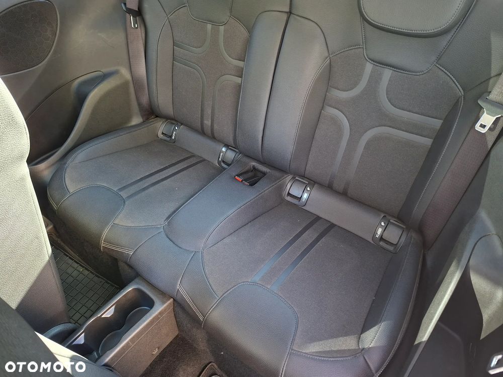 Opel Adam 2013
