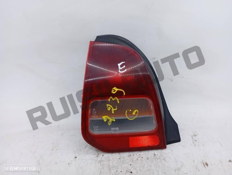 Farolim Trás Painel Esquerdo  Mitsubishi Colt Iv [1992_1996] 1. - 1