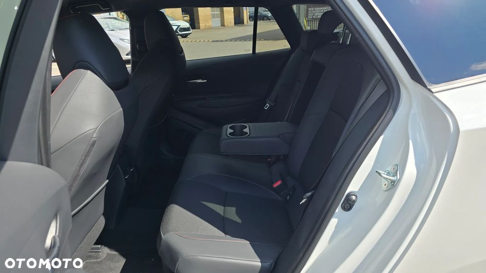Toyota Corolla 2.0 Hybrid GR Sport - 16