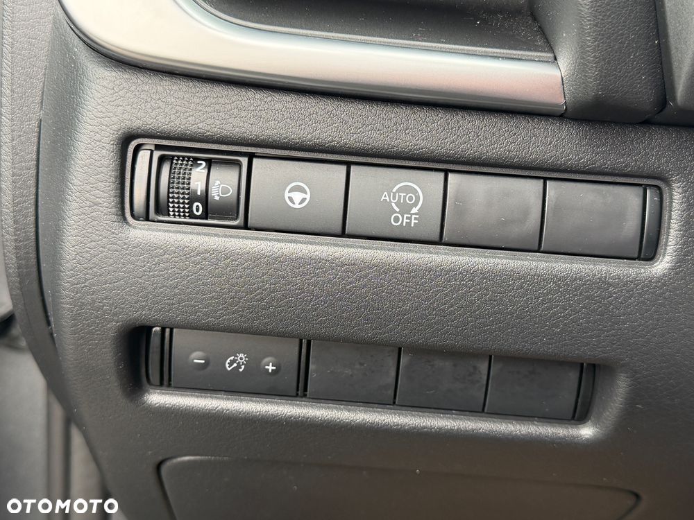 Nissan Qashqai 1.3 DIG-T MHEV N-Connecta - 17